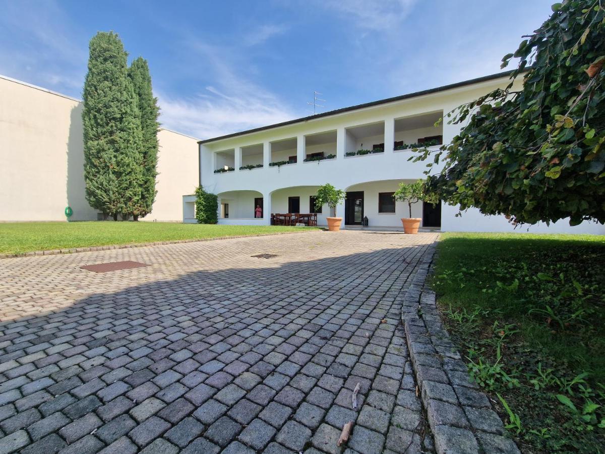 B&B Borgo Tesis Спилимберго Экстерьер фото